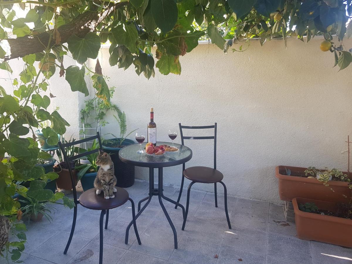 Домик У Куры Hotel Tbilisi Luaran gambar